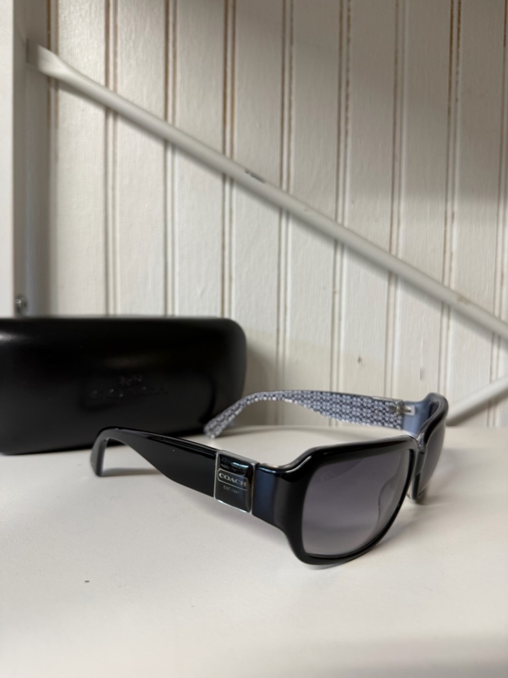 SOLD 🚨NWOT Coach Sunglasses